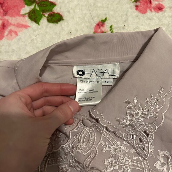 1990s satin light mauve floral embroidered collar scalloped edge button up blous - Picture 11 of 13